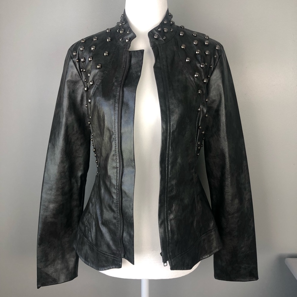 V CHRISTINA Womens Faux Leather Studded Zip Jacket